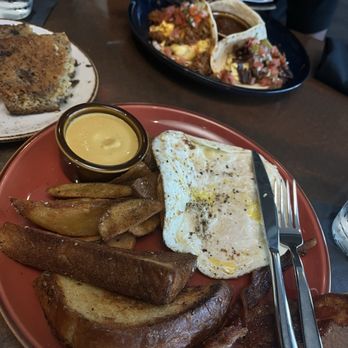 Proximo - Traditional Breakfast and Breakfast Tacos - Spanish Near Me - Fort Wayne, Indiana Proximo - Traditional Breakfast and Breakfast Tacos - Spanish Near Me - Fort Wayne, Indiana