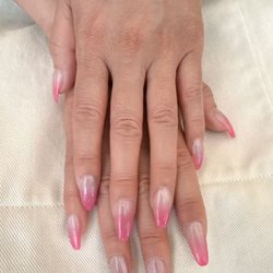 J&J Nails & Spa