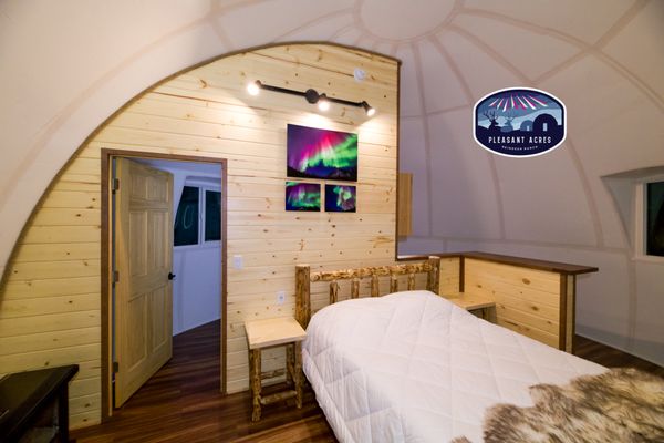 Pleasant Acres Reindeer Ranch by null