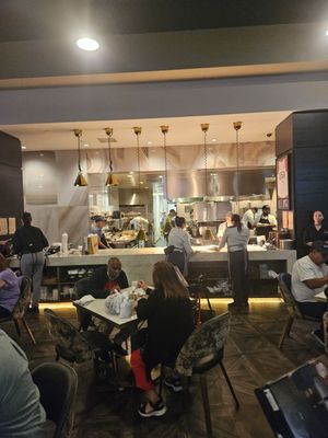 Locale Kitchen & Lounge by null