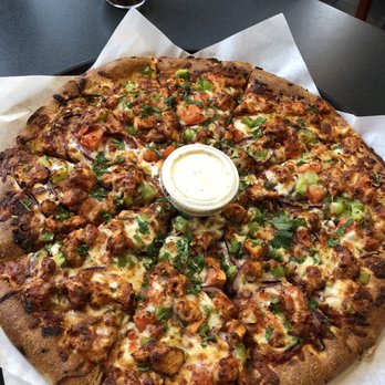 Can Am Pizza - Pizza Near Me - Redmond, Washington