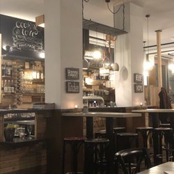 Burgerado - ... Blick auf die Theke ...