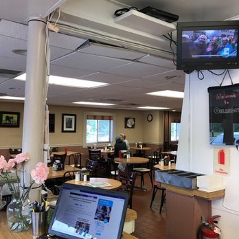 Orlando's Cafe - a laptop on a table - Diners Near Me - Hopewell, New Jersey Orlando's Cafe - a laptop on a table - Diners Near Me - Hopewell, New Jersey