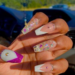 Honey B Nail Spa - Nail art by Chloe