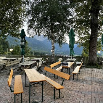 Panorama Restaurant, am Wetterstein - Hotels & Travel Near Me - Ehrwald, 7