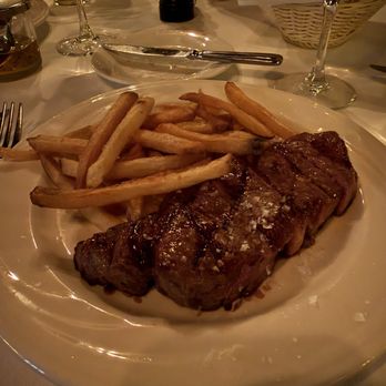 Keens Steakhouse - Prime New York Sirloin - Steakhouses Near Me - New York, New York Keens Steakhouse - Prime New York Sirloin - Steakhouses Near Me - New York, New York