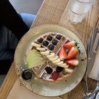 Nord Coast - Fruit waffle - Coffee & Tea Near Me - Hamburg, HH