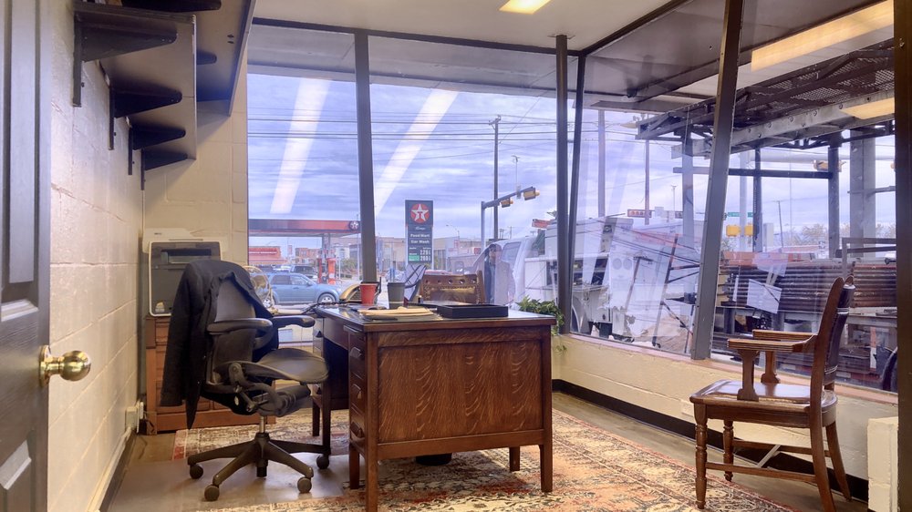 OAKLEY REAL ESTATE 402 W Moore Ave, Terrell, Texas Real Estate