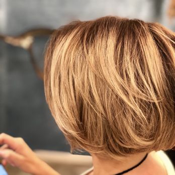 Flash Studios - Highlights and haircut by Christina - Makeup Artists Near Me - Miami, Florida