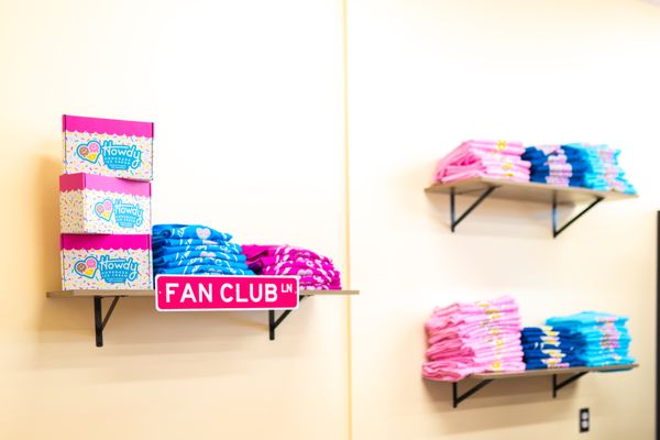 Howdy Homemade Ice Cream by null