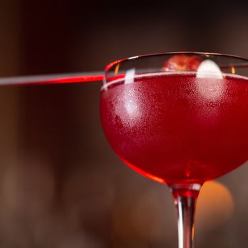 UNTITLED Champagne Lounge - Cocktail Bars Near Me - Calgary, Alberta UNTITLED Champagne Lounge - Cocktail Bars Near Me - Calgary, Alberta