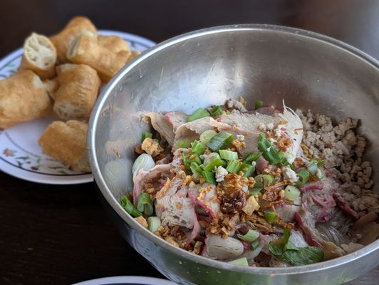 Hu Tieu De Nhat by null