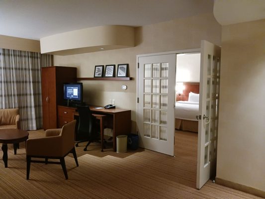 Courtyard by Marriott Boston-South Boston by null