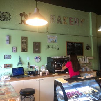 Café Croissant - Coffee area - Bakeries Near Me - Miami, Florida Café Croissant - Coffee area - Bakeries Near Me - Miami, Florida