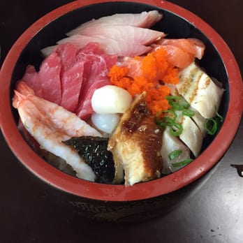 Musashi's - Chirashi bowl - Sushi Bars Near Me - Seattle, Washington