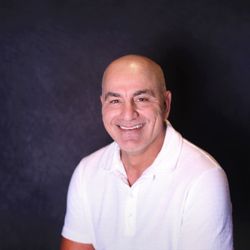Aurora Dental - Dr. Caputo