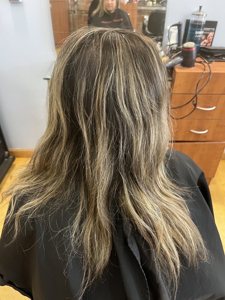 THE HAIR FACTORY Updated September 2024 12 Reviews 225 Stuyvesant