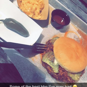 Black's Barbecue Austin - Chopped beef sandwich with a side of Mac and cheese. - Barbeque Near Me - Austin, Texas Black's Barbecue Austin - Chopped beef sandwich with a side of Mac and cheese. - Barbeque Near Me - Austin, Texas