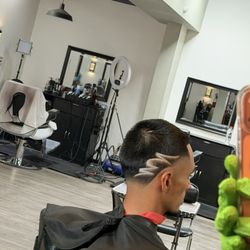 KJ's Barber & Hair Creationz