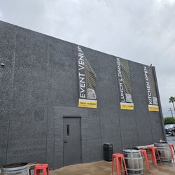 26 Degree Brewing Company - Outside