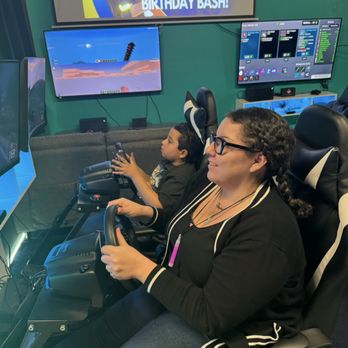 Moon Age Virtual Reality Arcade - Virtual Reality Centers Near Me - Los Angeles, California Moon Age Virtual Reality Arcade - Virtual Reality Centers Near Me - Los Angeles, California