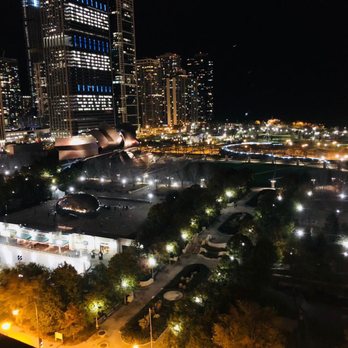 Cindy's Rooftop - New American Near Me - Chicago, Illinois Cindy's Rooftop - New American Near Me - Chicago, Illinois
