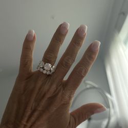 RR Nails & Spa - Just the way I wear them!