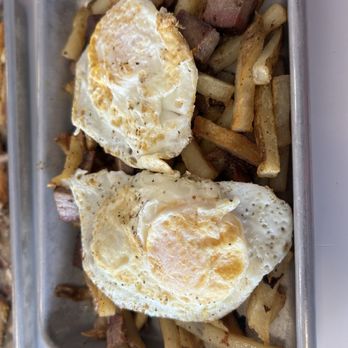 Super Smokers BBQ - Brisket Hash & Eggs - Barbeque Near Me - Eureka, Missouri