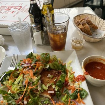 Venice Restaurant & Pizza - Chicken cutlet with salad on top. Side of gravy/marinara. - Pizza Near Me - Ridgefield, Connecticut Venice Restaurant & Pizza - Chicken cutlet with salad on top. Side of gravy/marinara. - Pizza Near Me - Ridgefield, Connecticut