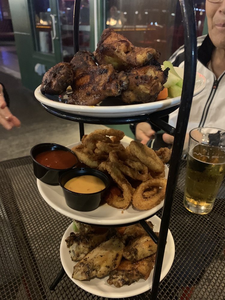 Social spots from Jake n JOES Sports Grille - Waltham