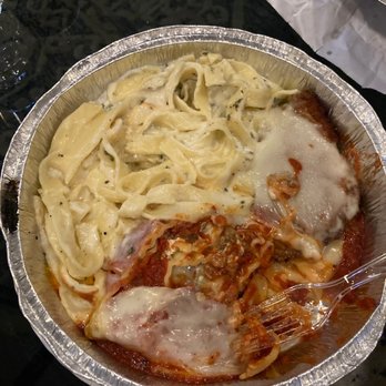 Bari’s Pizza & Pasta - Bari's Trio - Alfredo, chicken parmigiana and lasagna - Pizza Near Me - Flower Mound, Texas