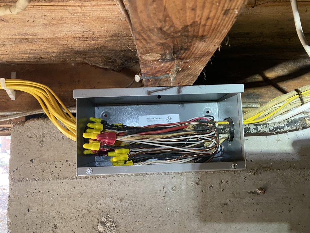 Slide of Tech Electric Services