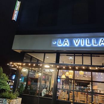 La Villa Grill & Bar - Mexican Near Me - Portland, Oregon