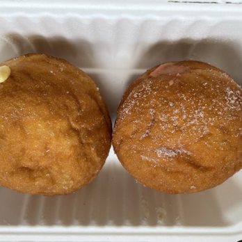 Ocean Malasada - Custard Malasada (left) and Guava Malasada (Right).  Uuuuber delicious!!!  Reminds me of Hawaii. - Caterers Near Me