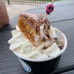 Dojo Gelato - Campfire Sunday... with salted caramel gelato