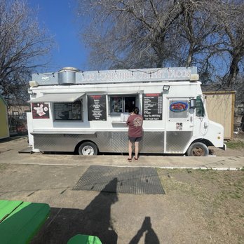 Los Compadres Street Tacos - Food Truck At Water Park - Mexican Near Me - Belton, Texas Los Compadres Street Tacos - Food Truck At Water Park - Mexican Near Me - Belton, Texas