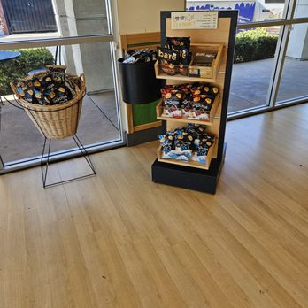 Jamba - Snacks - Juice Bars & Smoothies Near Me - Simi Valley, California