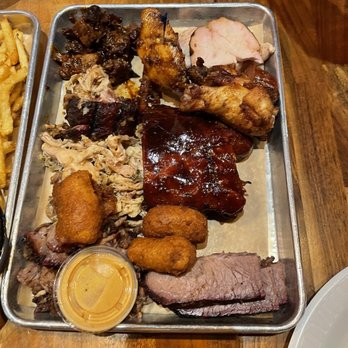 Q-BBQ - Papa Q Platter - Barbeque Near Me - Naperville, Illinois