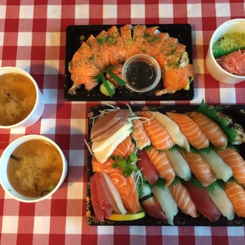 Injapan - Sushi Bars Near Me - Toronto, Ontario