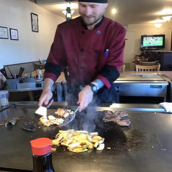 Fuji Restaurant - Sushi Bars Near Me - Big Bear Lake, California