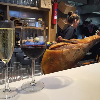 La Azotea - Cava & house red - Spanish Near Me - Seville, SE