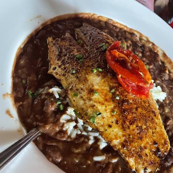 Lafayette's Music Room - Blackened Redfish w/ Red Beans and Rice - Music Venues Near Me - Memphis, Tennessee