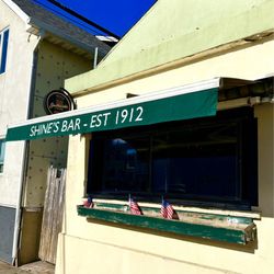 Shine's Bar - Front awning