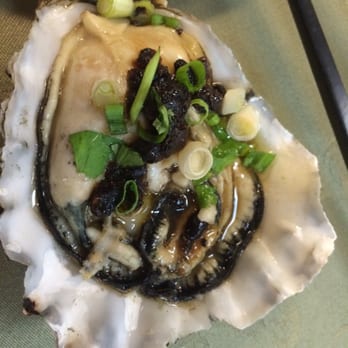 East Buffet & Restaurant - Steamed Oyster with Black Bean Sauce - Buffets Near Me - Flushing, New York East Buffet & Restaurant - Steamed Oyster with Black Bean Sauce - Buffets Near Me - Flushing, New York