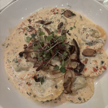 The Marshall Field's Walnut Room - Mushroom Ravioli - American Near Me - Chicago, Illinois The Marshall Field's Walnut Room - Mushroom Ravioli - American Near Me - Chicago, Illinois