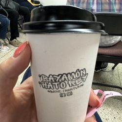 La Casa De Barksta En Turno - Latte