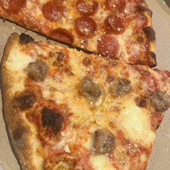 Zee’s Pizzeria - Pizza Near Me - New Orleans, Louisiana Zee’s Pizzeria - Pizza Near Me - New Orleans, Louisiana