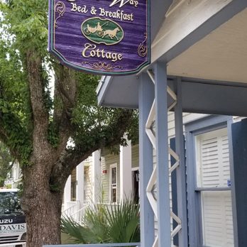 Carriage Way Inn Bed & Breakfast - Bed & Breakfast Near Me - Saint Augustine, Florida Carriage Way Inn Bed & Breakfast - Bed & Breakfast Near Me - Saint Augustine, Florida