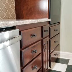 Cabinet Refinishing Center - Cabinet Refinishing and Repair Serving SW Missouri and NW Arkansas