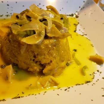 La Villa de Lester - My favorite! Mofongo with conch on garlic sauce! - Seafood Near Me - Dorado, Puerto Rico La Villa de Lester - My favorite! Mofongo with conch on garlic sauce! - Seafood Near Me - Dorado, Puerto Rico